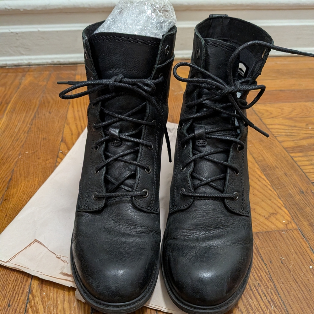 Timberland Black Lace Up Leather Boots